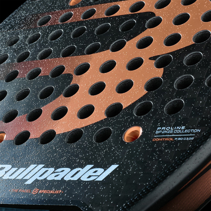 Bullpadel vertex 04 hybrid 2025 padel test racket Bullpadel vertex 04 hybrid 2025 padel test racket