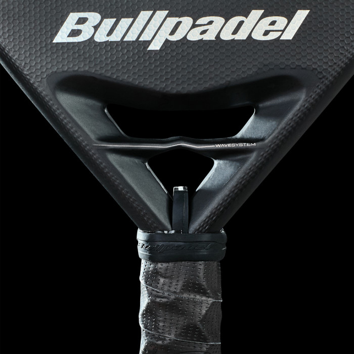 Padel test racket bullpadel neuron 2025 Padel test racket bullpadel neuron 2025