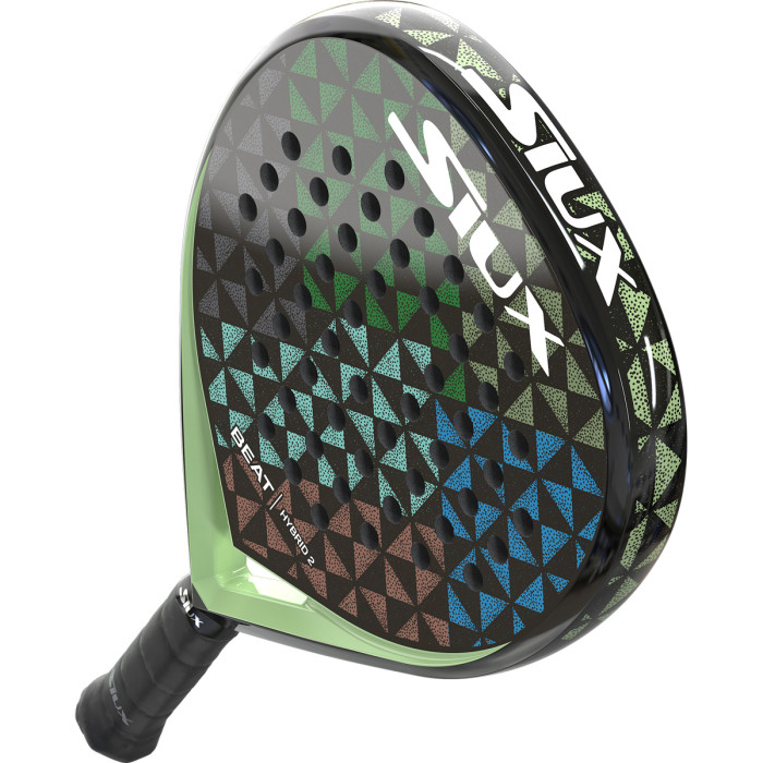 SIUX beat hybrid 2 padel racket SIUX beat hybrid 2 padel racket