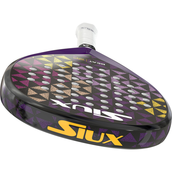 SIUX beat hybrid air 2 padel racket SIUX beat hybrid air 2 padel racket