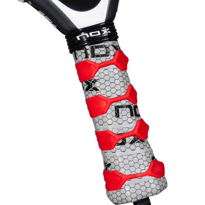 NOX at10 genius 18k padel racket by agustin tapia NOX at10 genius 18k padel racket by agustin tapia