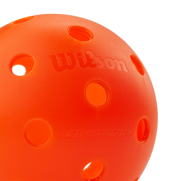 Pack of 3 WILSON tru 32 orange balls Pack of 3 WILSON tru 32 orange balls