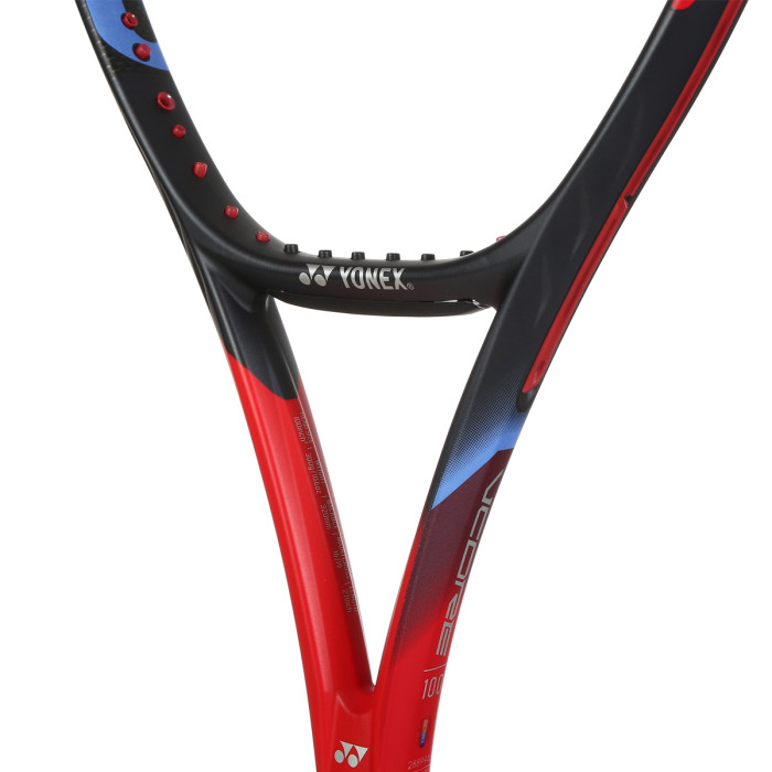 Raquette test yonex vcore 100 (300 gr)