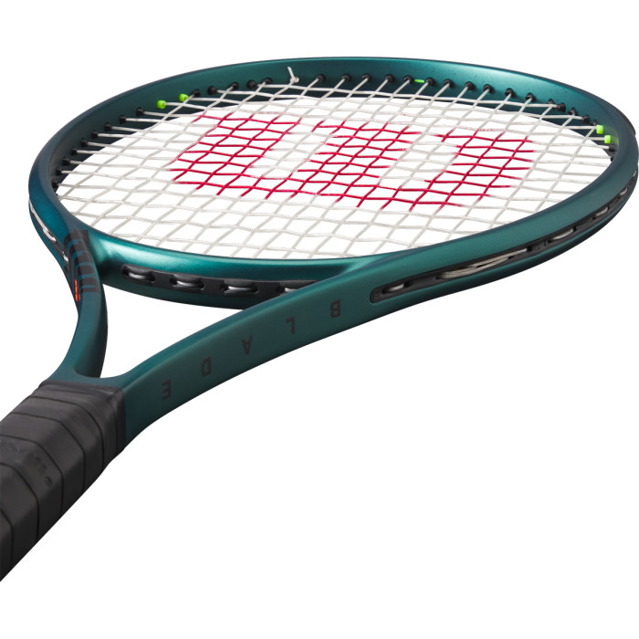 Raquette test wilson blade 98 s 18*16 v9.0 (295 gr) Raquette test wilson blade 98 s 18*16 v9.0 (295 gr)