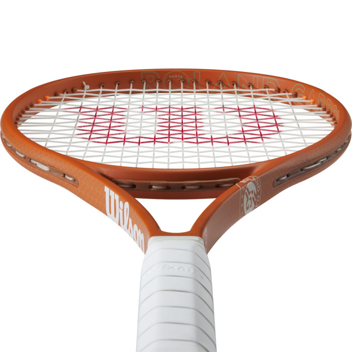Raquette WILSON blade 98 16*19 v9.0 roland garros (305 gr) Raquette WILSON blade 98 16*19 v9.0 roland garros (305 gr)
