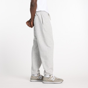 Pantalon NEW BALANCE essentials french terry