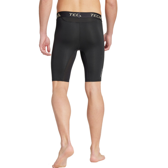 Short ADIDAS training compression base