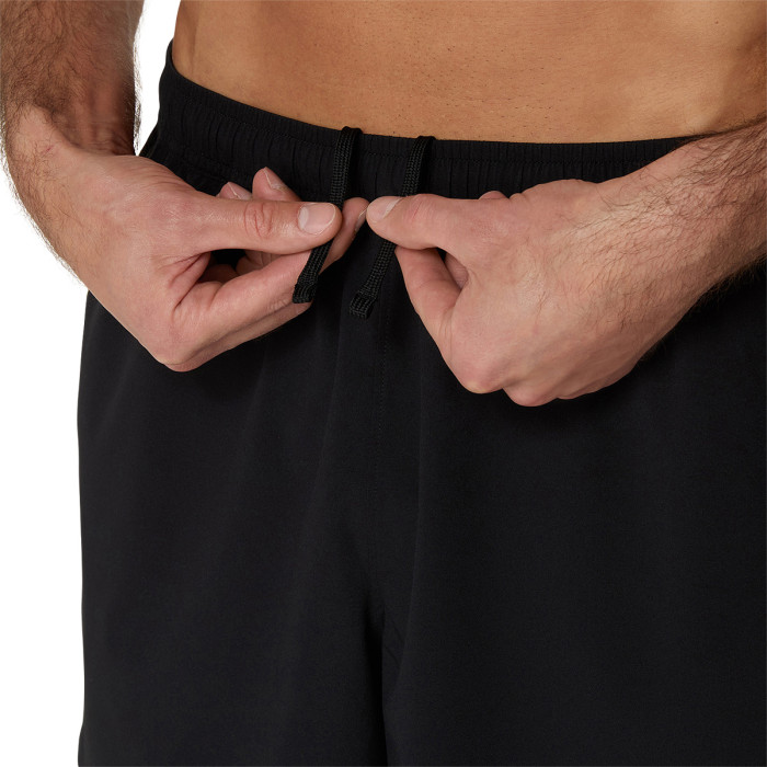 Short ASICS court 9in