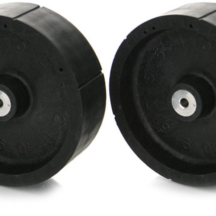 Pair of ejection wheels for TUTOR cube
