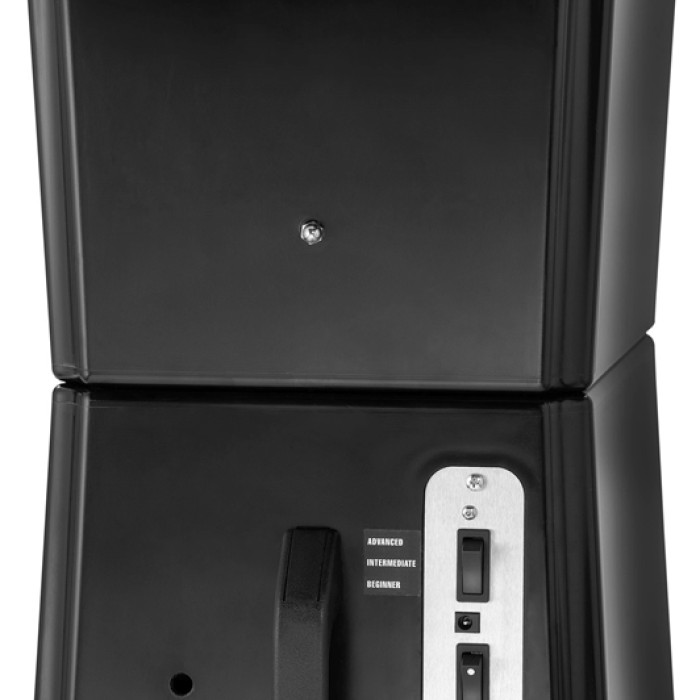 Ecannon ball launcher with oscillation