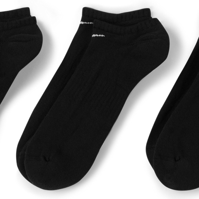 3 paires de chaussettes NIKE cushion (no show) 3 paires de chaussettes NIKE cushion (no show)