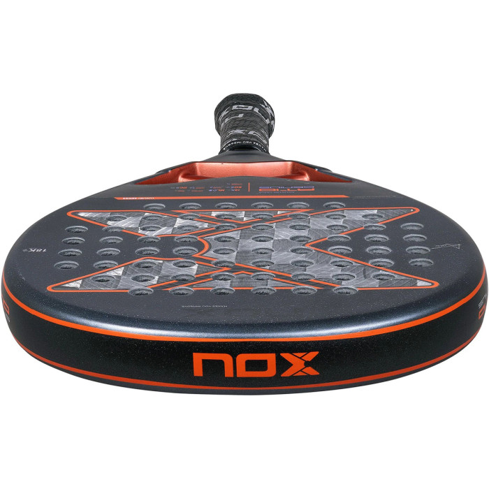 NOX at10 genius 18k padel racket by agustin tapia NOX at10 genius 18k padel racket by agustin tapia