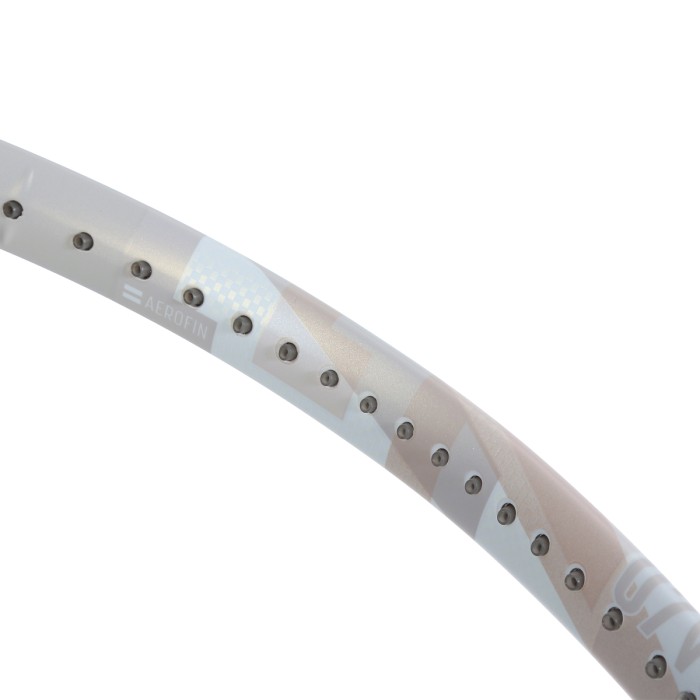 YONEX vcore 98 sand racket (305 gr)