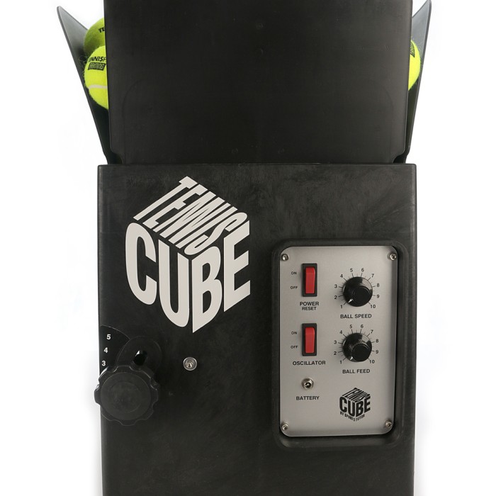 TUTOR cube battery-powered ball launcher
