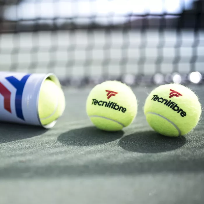 Box of 36 tubes of 4 TECNIFIBRE x-one balls