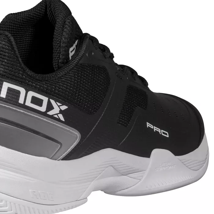 Chaussures NOX padel at10 pro black/white