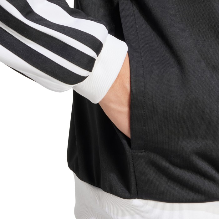 ADIDAS Sportswear jaka