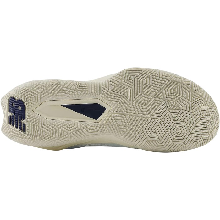 Chaussures NEW BALANCE fuelcell coco delray toutes surfaces