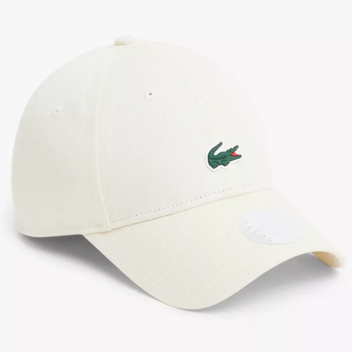 Cepure era LACOSTE