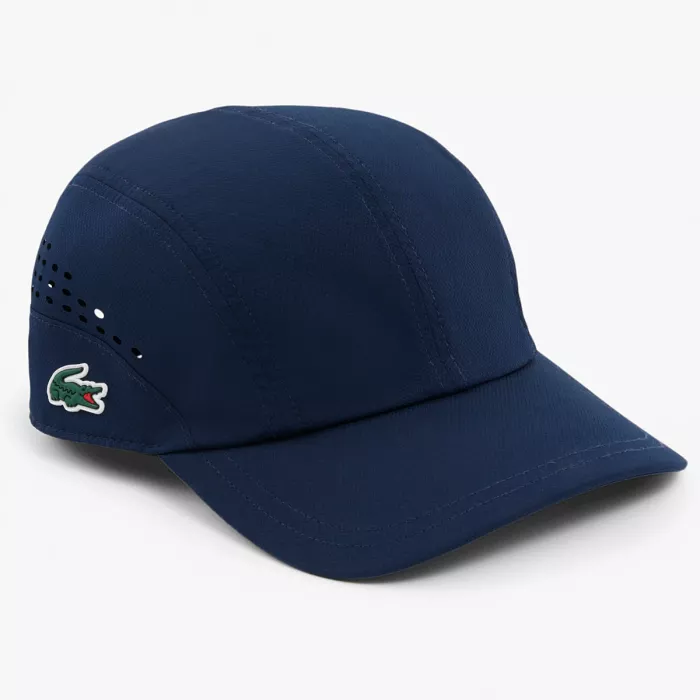 Casquette LACOSTE on court