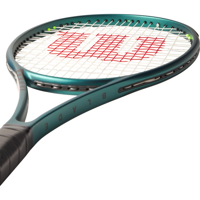 Raquette WILSON blade 98 16*19 v9.0 (305 gr)