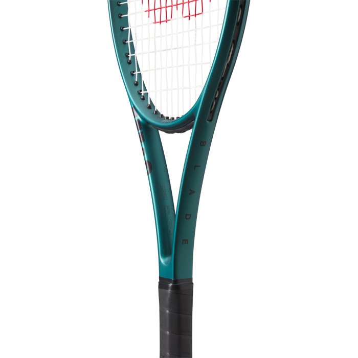 Raquette WILSON blade 101 l v9.0 (274 gr) (cordee)