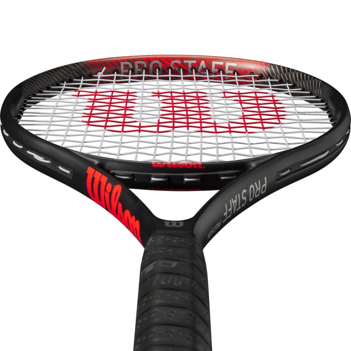 Raquette WILSON pro staff precision 103 (270 gr)