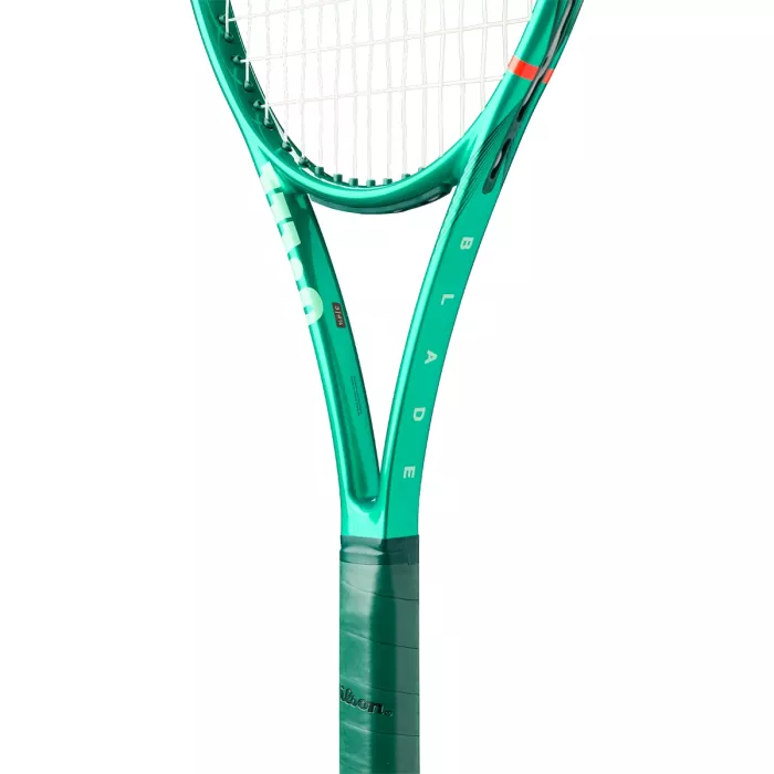 Tenisa rakete WILSON Blade 98 S 18*16 v10 (295 g)