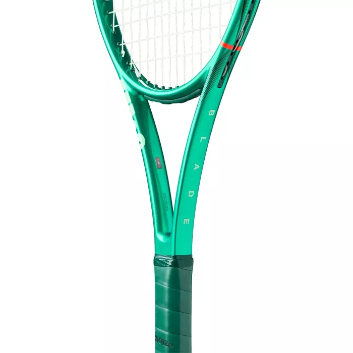 Tenisa rakete WILSON Blade 100 Pro V10 (295 g)