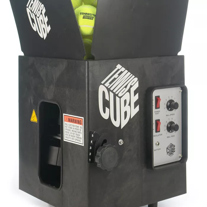 TUTOR cube battery-powered ball launcher