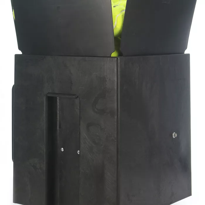 TUTOR cube battery-powered ball launcher