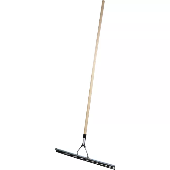 75 cm wide rubber rake with wooden handle