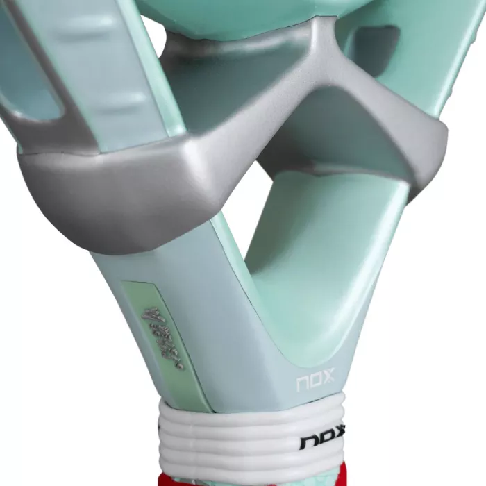 NOX ventus hybrid 12k lite padel racket