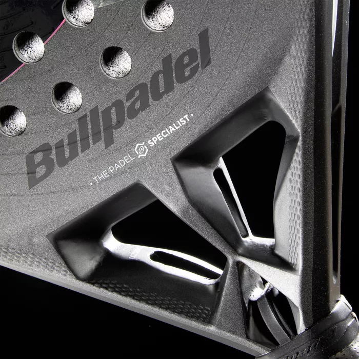 BULLPADEL hack 04 hybrid 2026 padel racket