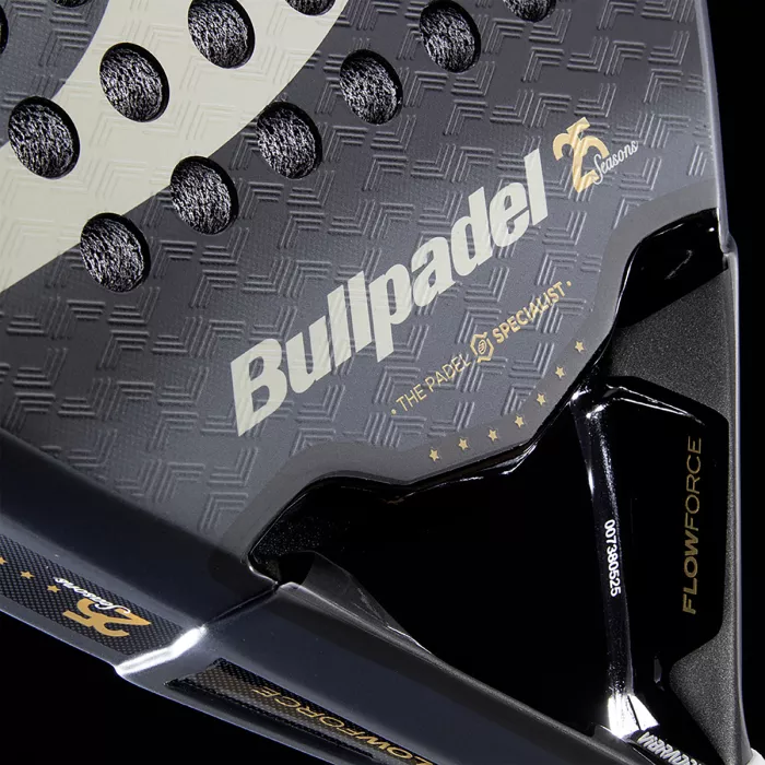 BULLPADEL icon 26 padel racket