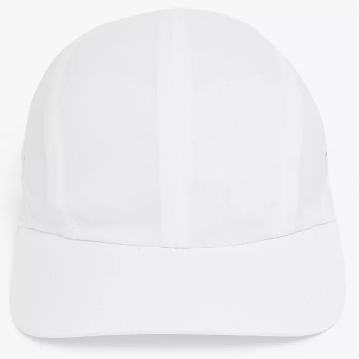 Casquette LACOSTE on court