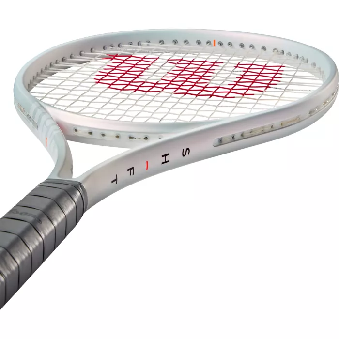 WILSON shift 99 racquet  (300 gr)