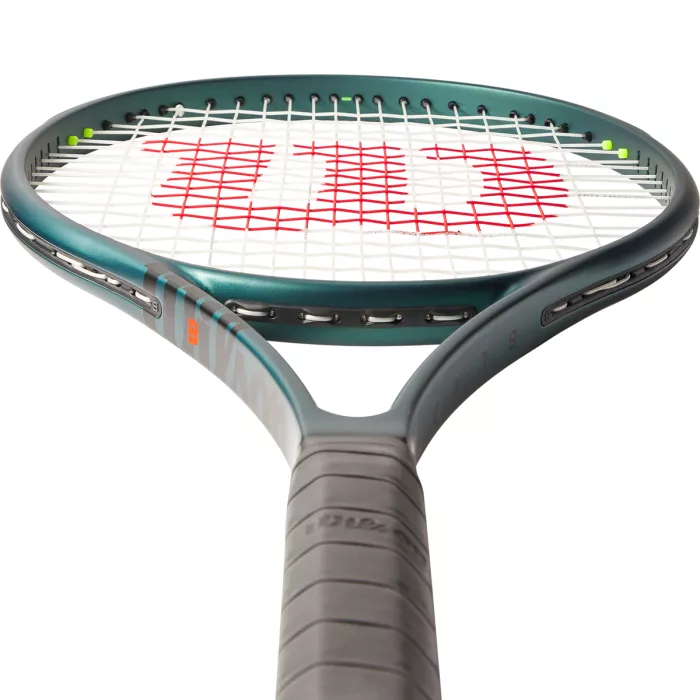 Raquette WILSON blade 104 v9.0 (290 gr)